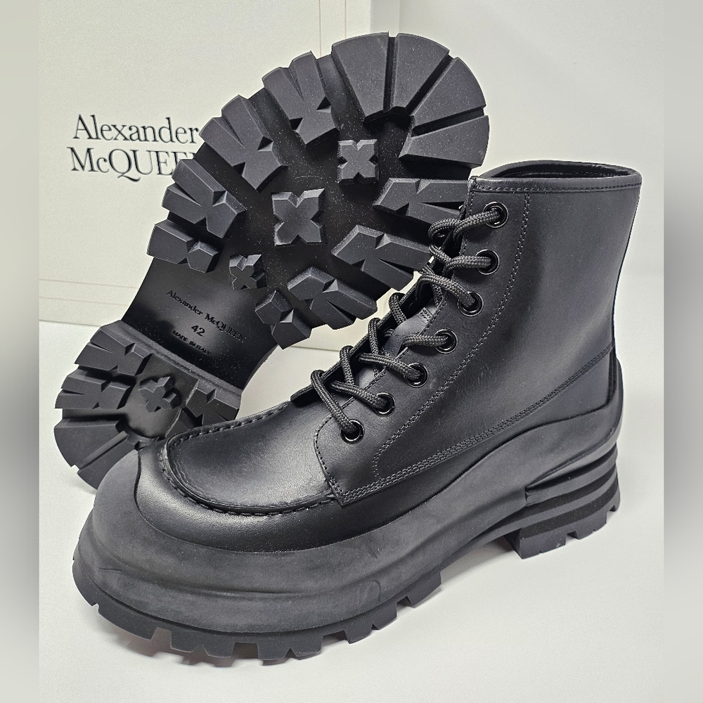 ❌️SOLD❌️ Alexander McQueen 42 9 Black Combat Boot Rubber Guard Waterproof Hiking